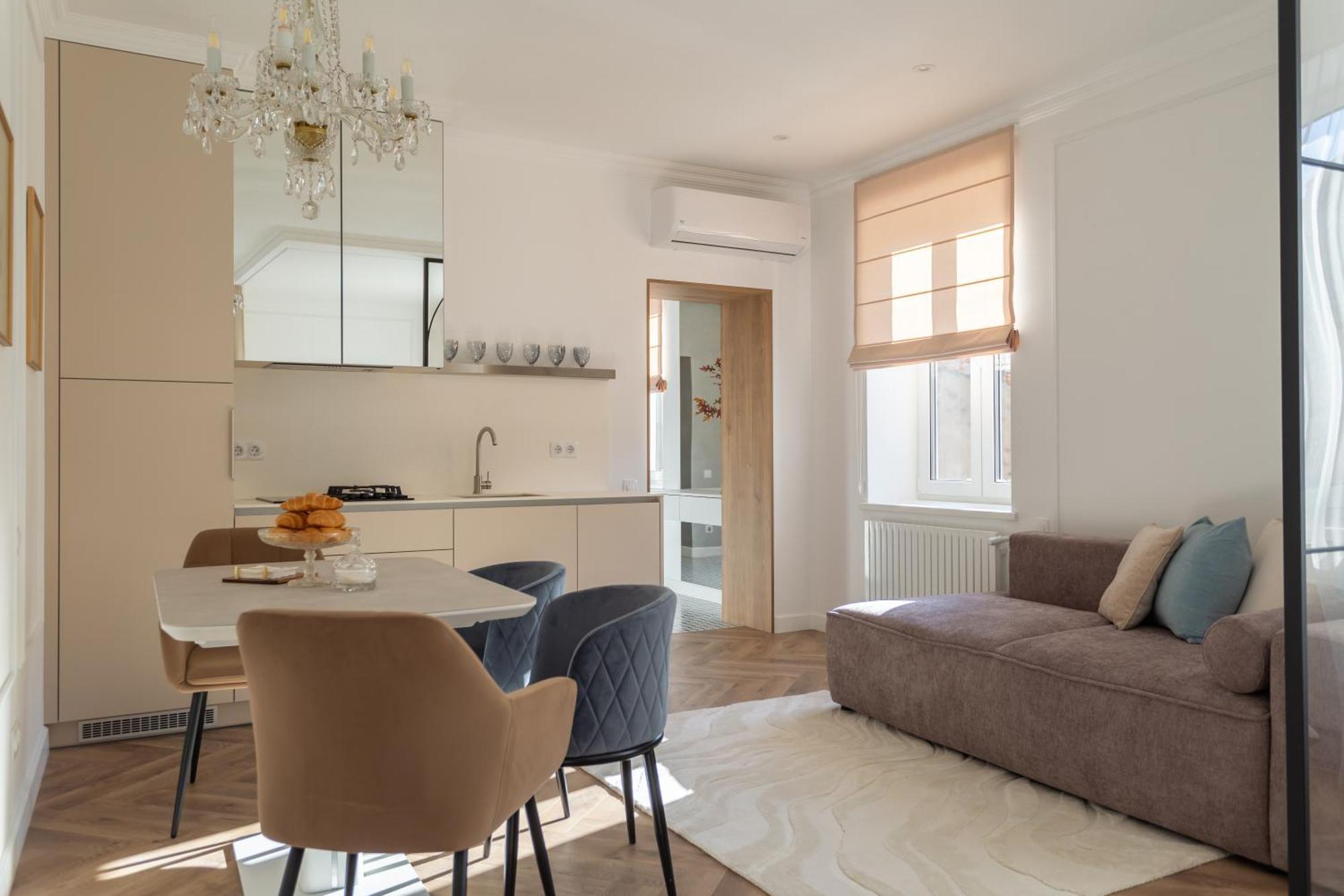 "M&D Apartmentslviv" Ultra Lux Rynok Square, 6Person Eksteriør bilde